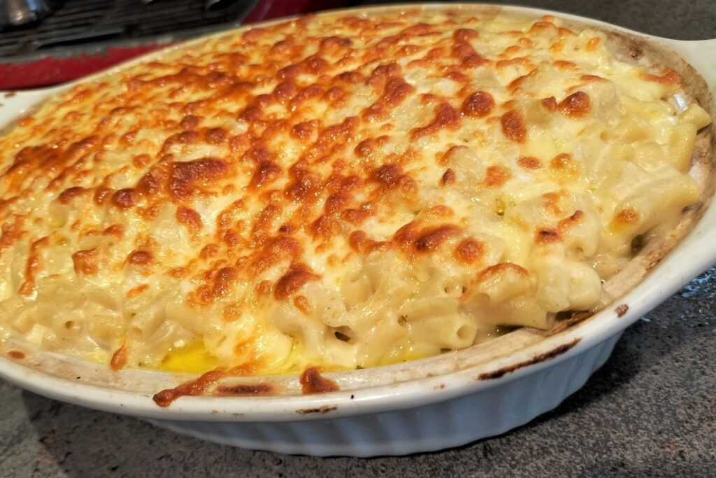 Easy Peasy Mac and Cheese